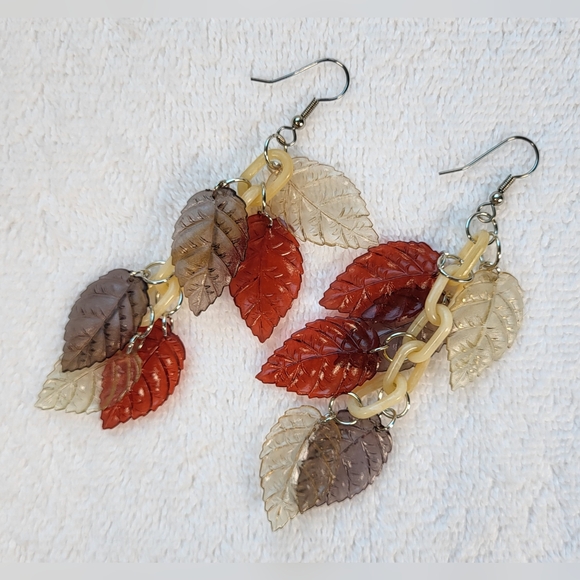 Artisan Jewelry - ARTISAN Multi-colored Leaf Statement Dangle Earrings / Pierced